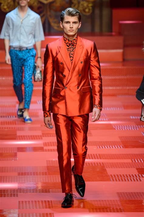 dolce gabbana spring 2018 men|Dolce & Gabbana Spring 2018 Menswear Fashion Show .